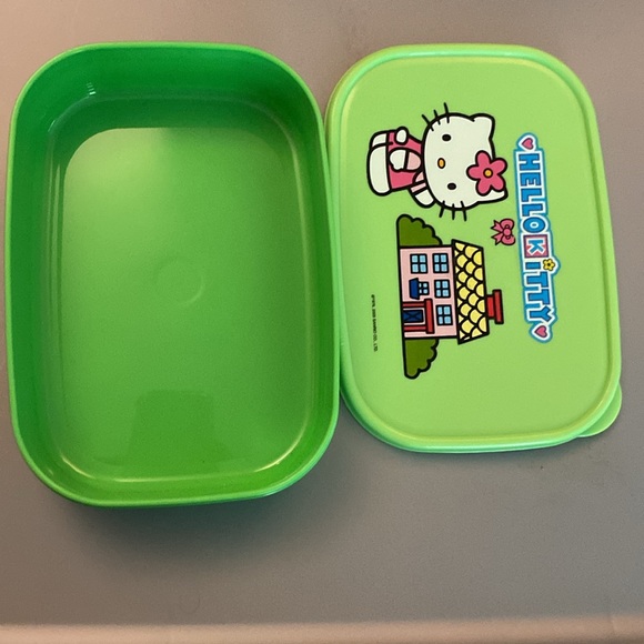 HELLO KITTY SANRIO Green Lunch Kit Compartment Plastic Box Lion Star - Picture 3 of 3